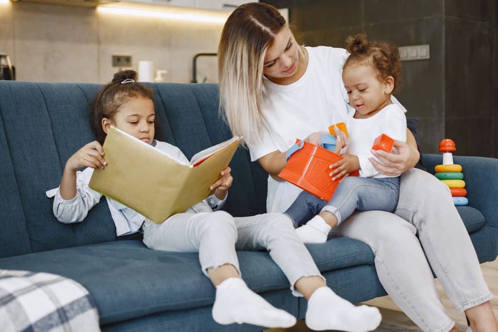 assistante maternelle avec 2 enfants